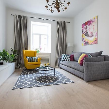 Montevideo Apartment Zagreb Bagian luar foto