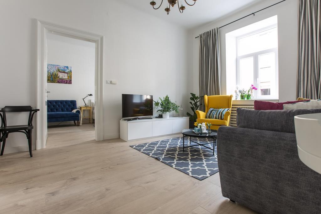 Montevideo Apartment Zagreb Bagian luar foto